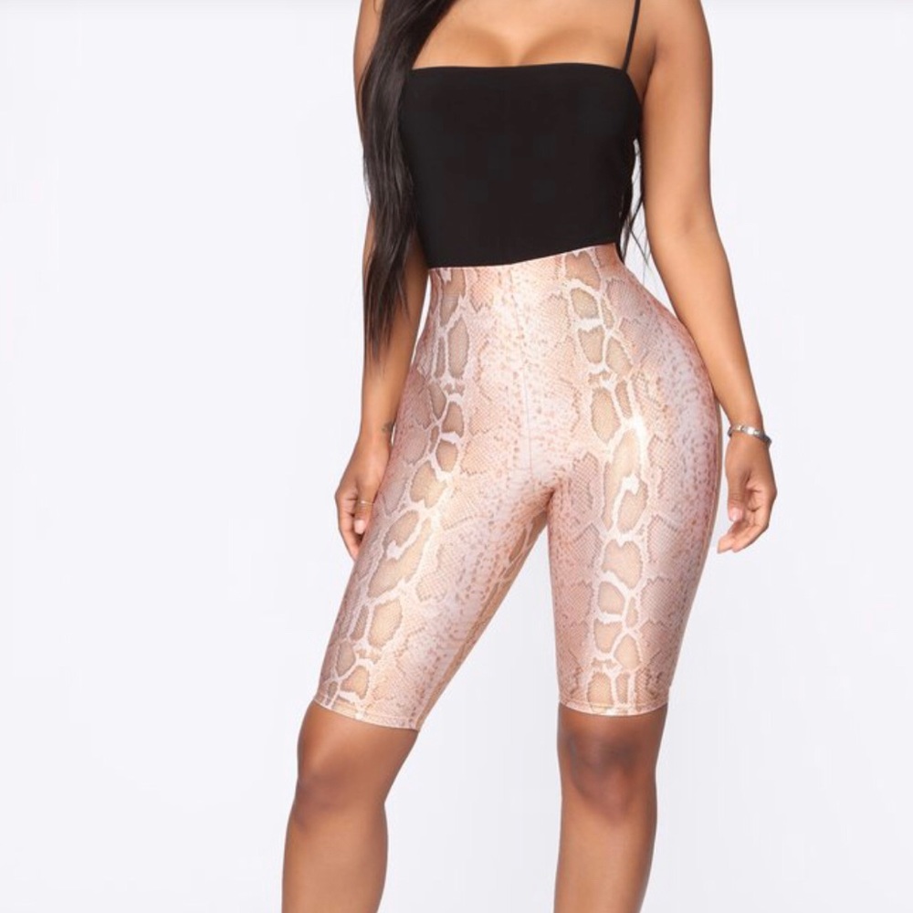 Metallic Snake Print Biker Shorts💋